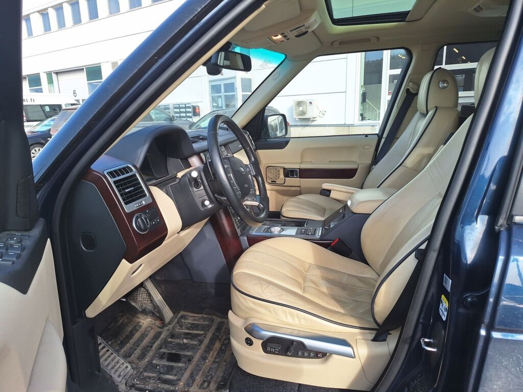 Land Rover Range Rover 2011 Sininen
