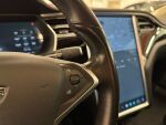 Tesla Model S 2015 Musta