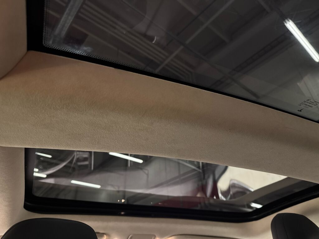 Tesla Model S 2015 Musta