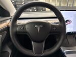 Tesla Model 3 2021 Musta