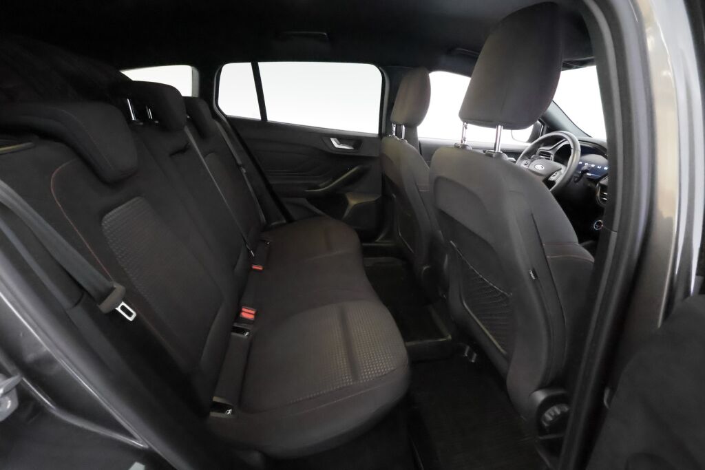 Ford Focus 2021 Harmaa