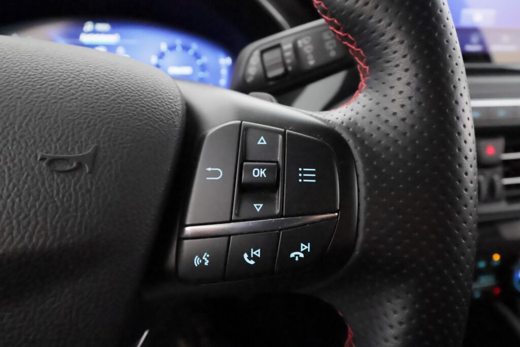 Ford Focus 2021 Harmaa