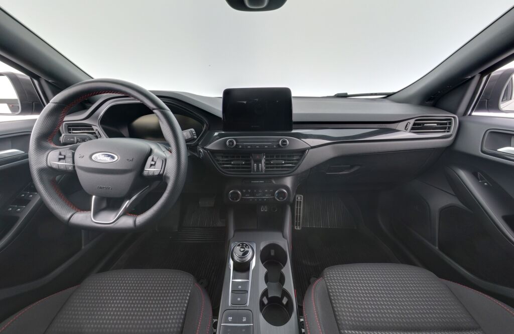 Ford Focus 2021 Harmaa