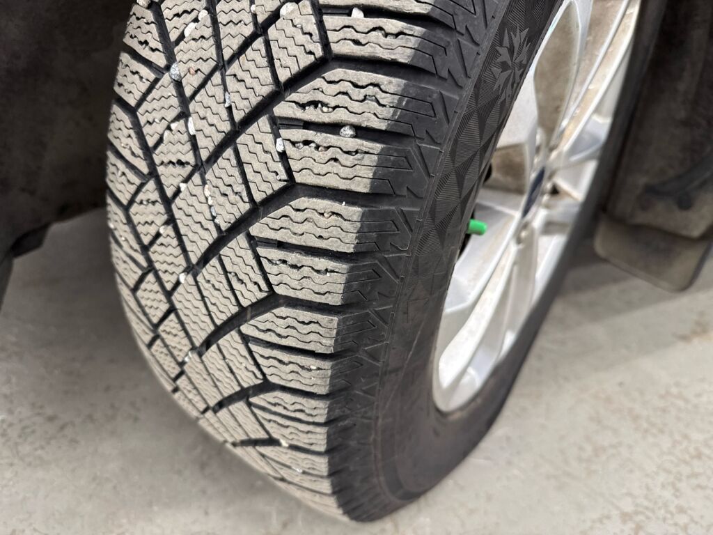 Ford Kuga 2022 Valkoinen