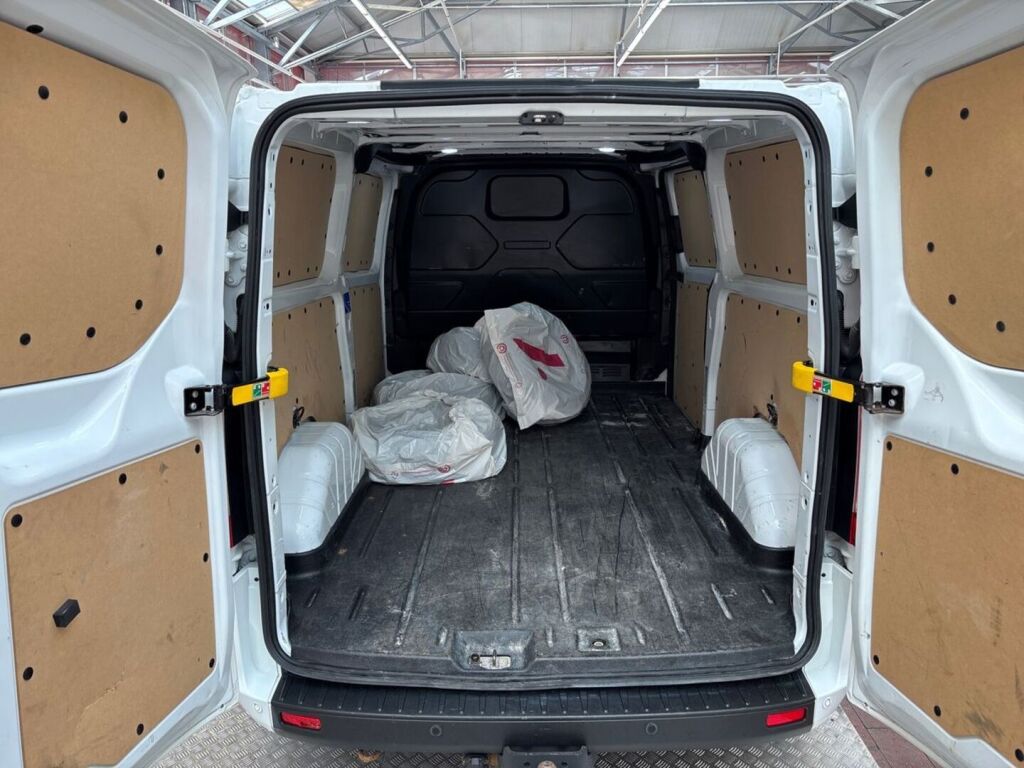 Ford Transit Custom 2021 Valkoinen