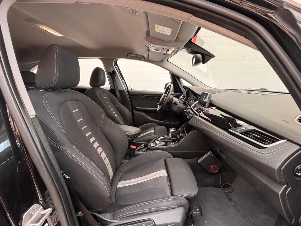 BMW 225 2017 Musta