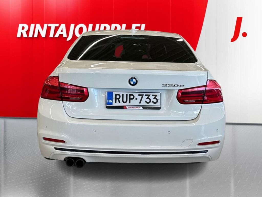 BMW 330 2018 Valkoinen