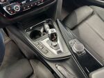 BMW 330 2018 Valkoinen