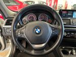 BMW 330 2018 Valkoinen