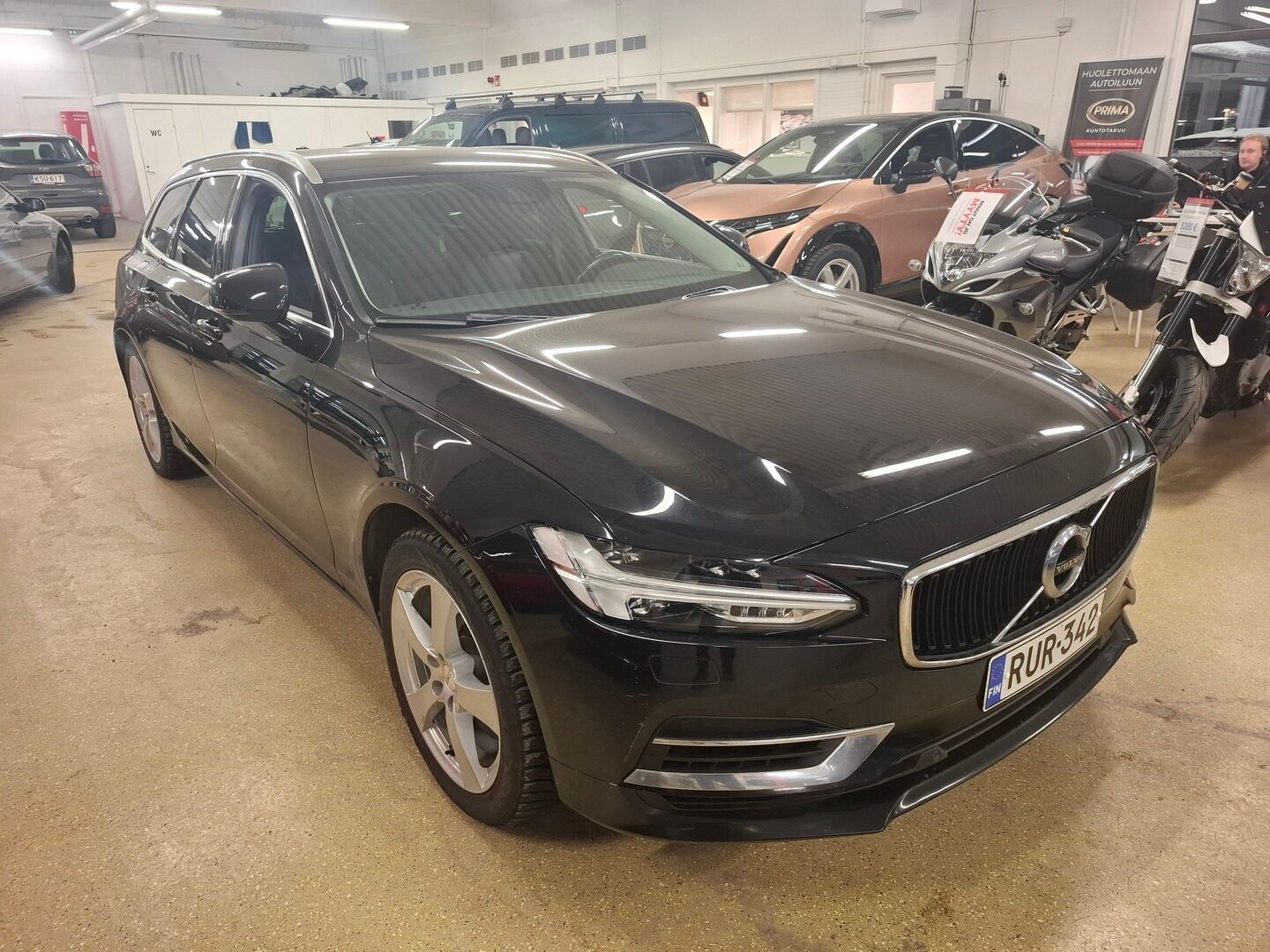 Volvo V90