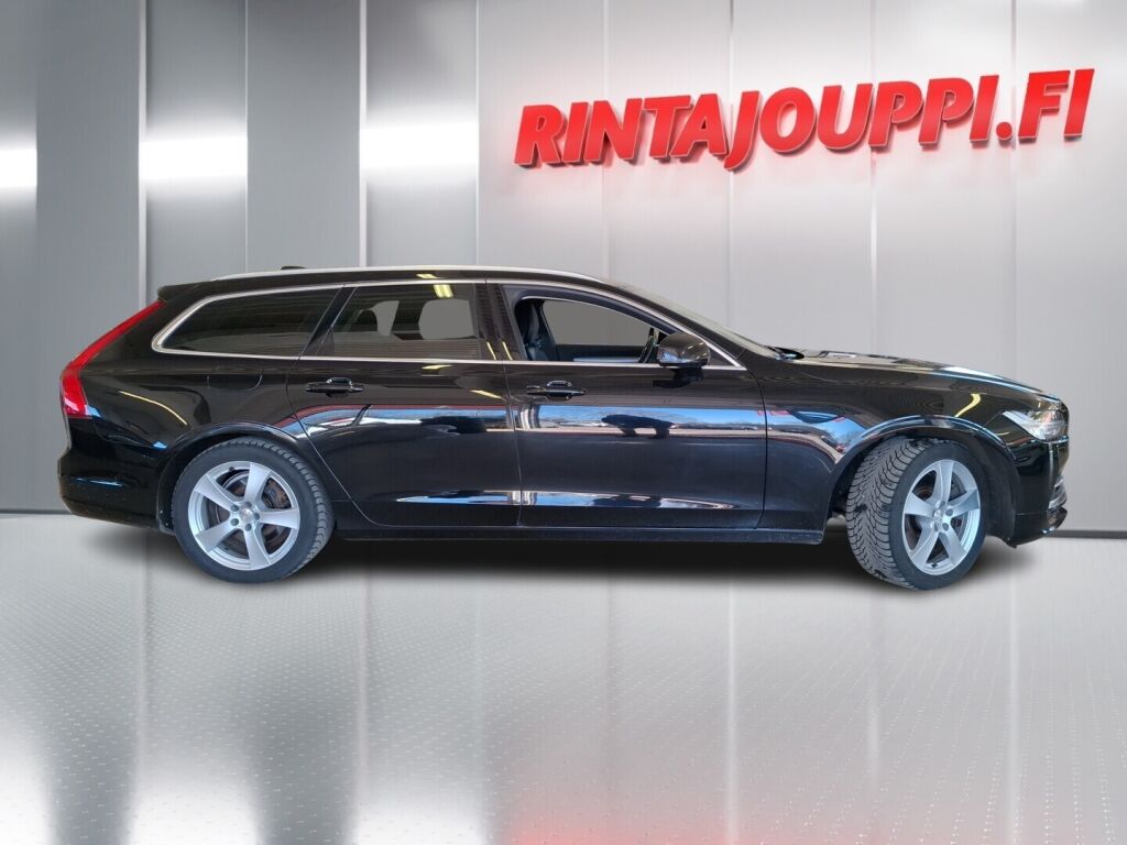 Volvo V90 2018 Musta