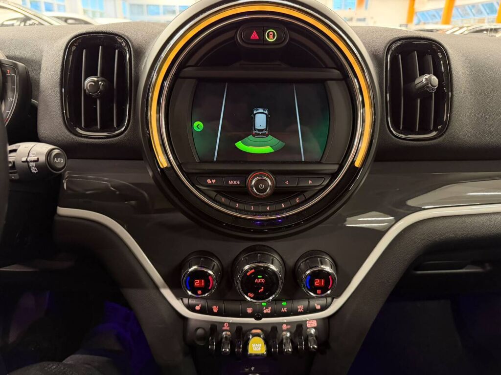 Mini Countryman 2018 Sininen