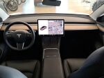 Tesla Model 3 2021 Valkoinen