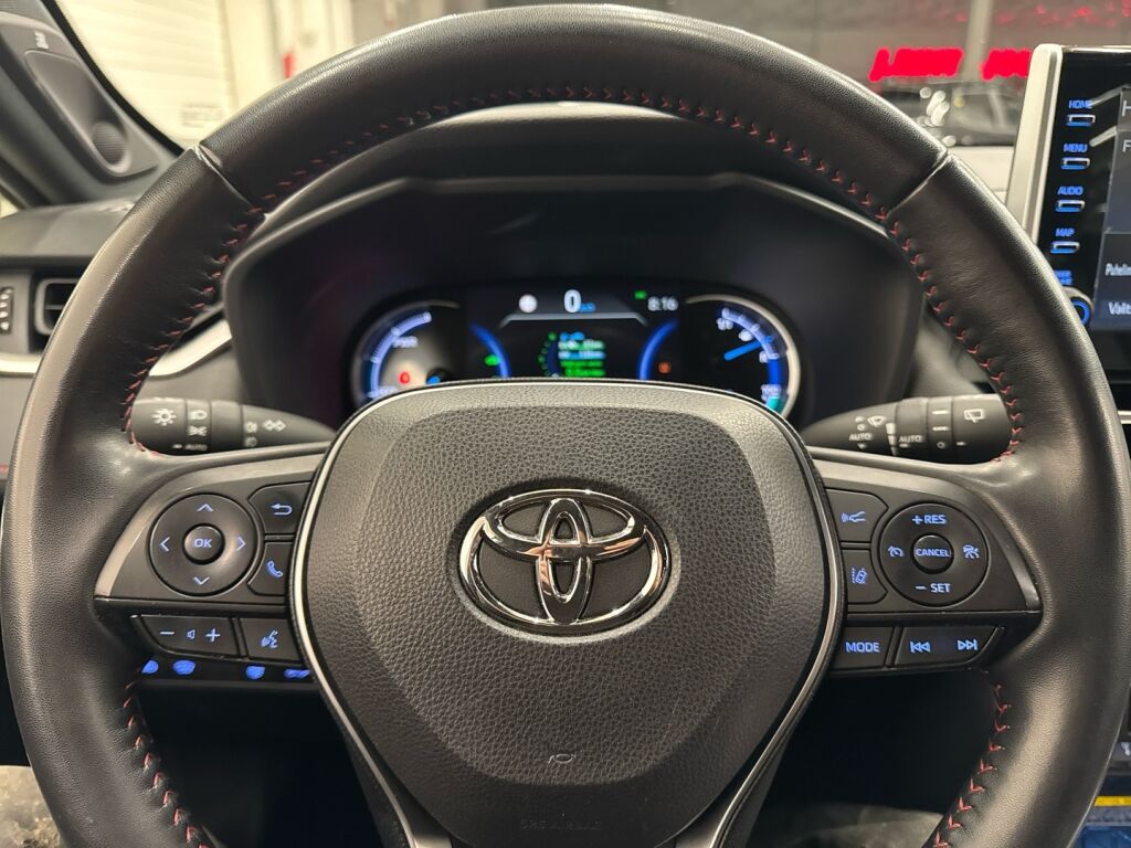 Toyota RAV4 Plug-in 2022 Valkoinen