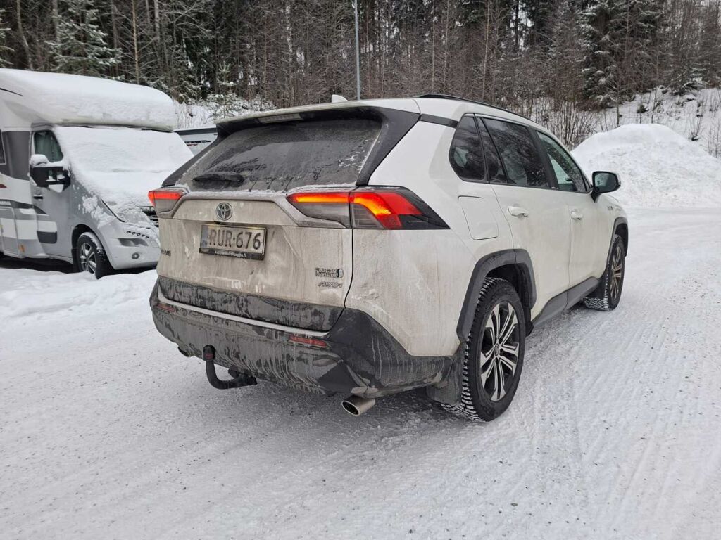 Toyota RAV4 Plug-in 2022 Valkoinen