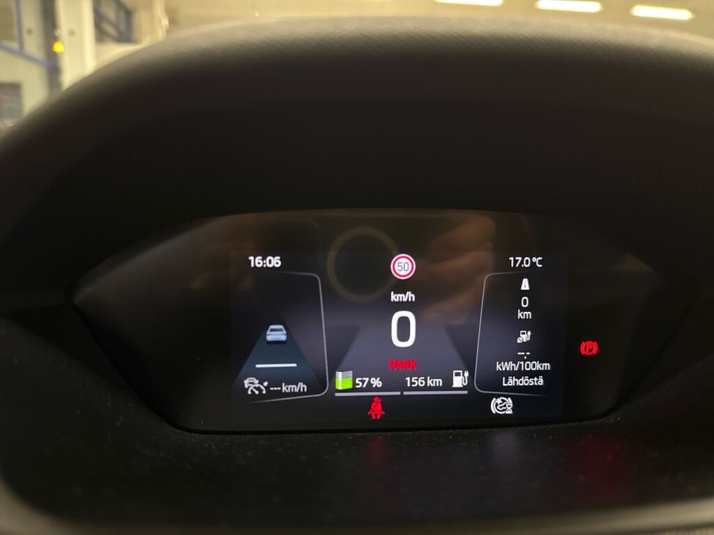 Skoda Enyaq 2022 Musta