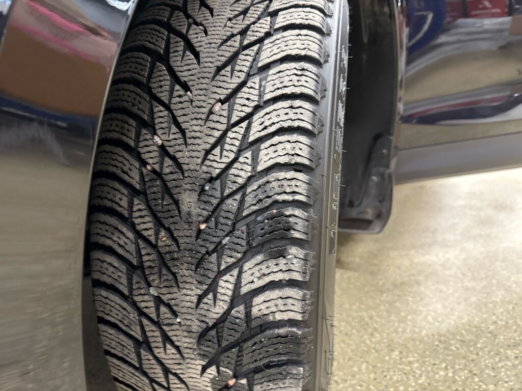 Skoda Enyaq 2022 Musta