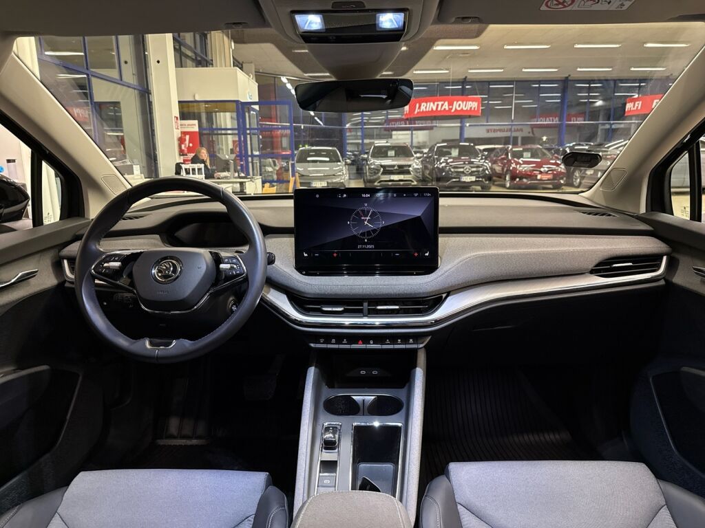Skoda Enyaq 2022 Musta