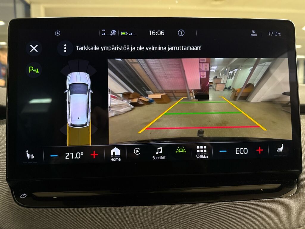 Skoda Enyaq 2022 Musta