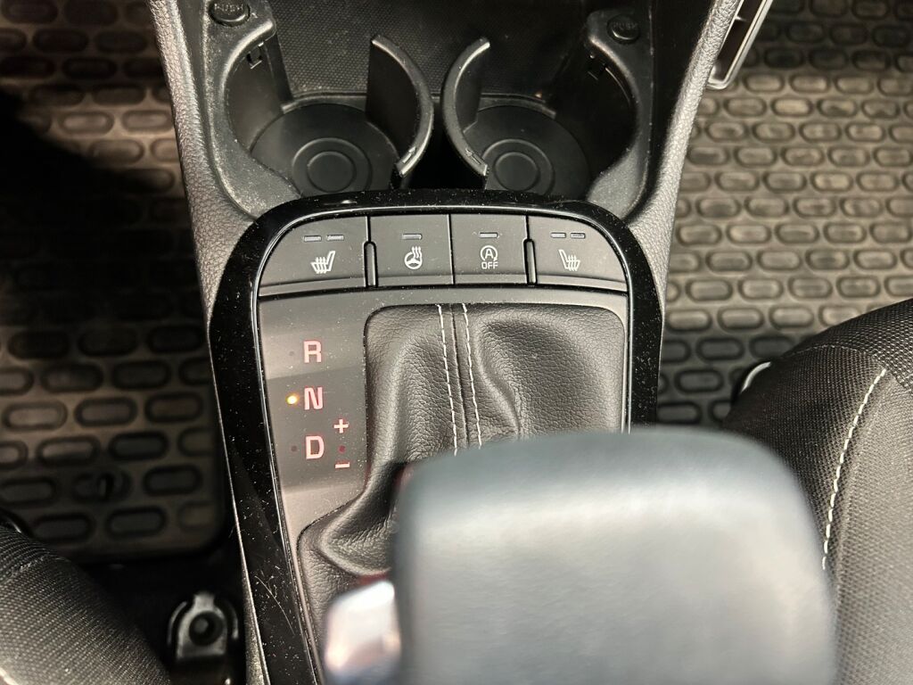 Kia Picanto 2021 Punainen