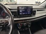 Kia Rio 2022 Punainen