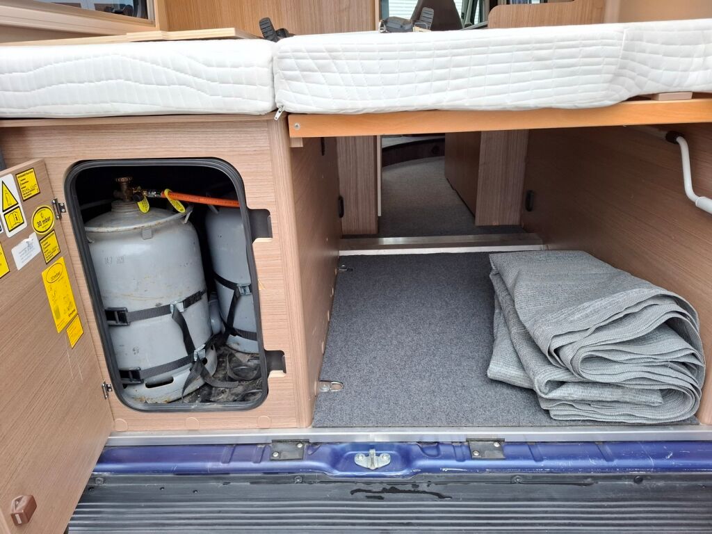 Carado VAN 600 2021 Sininen