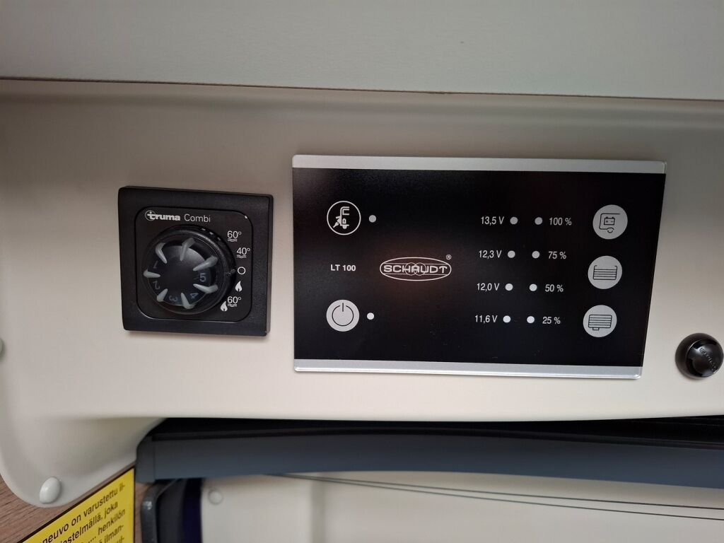 Carado VAN 600 2021 Sininen