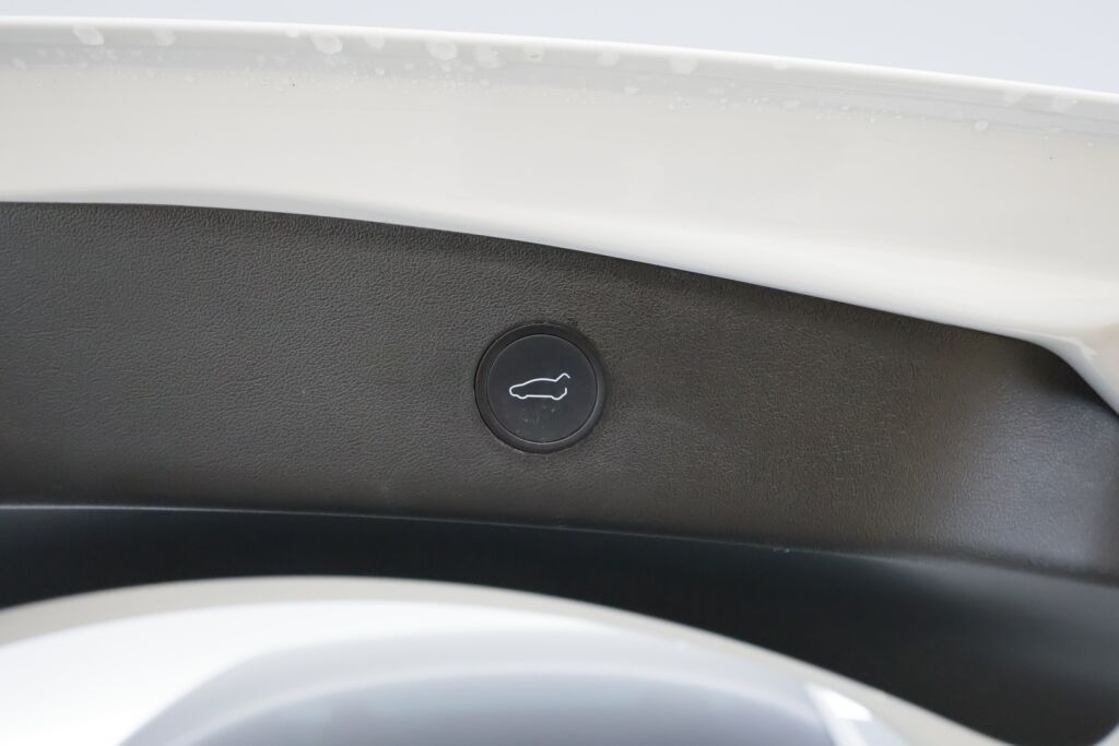 Tesla Model 3 2021 Valkoinen