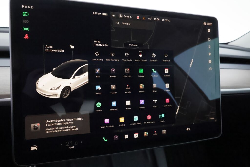 Tesla Model 3 2021 Valkoinen