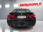 BMW 330 2018 Musta