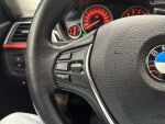 BMW 330 2018 Musta