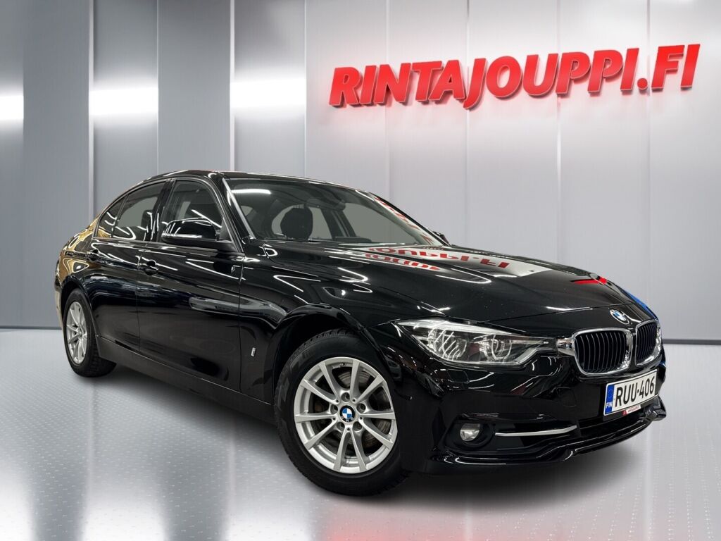 BMW 330 2018 Musta