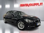 BMW 330 2018 Musta