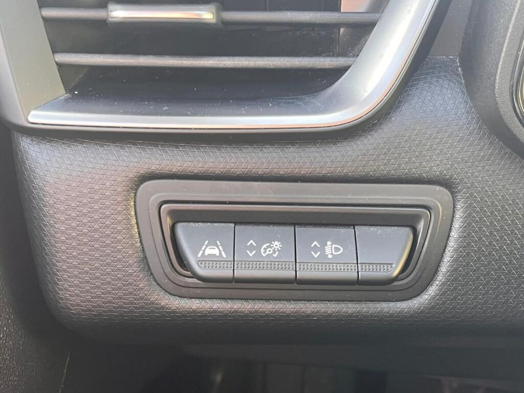 Renault Clio 2022 Oranssi