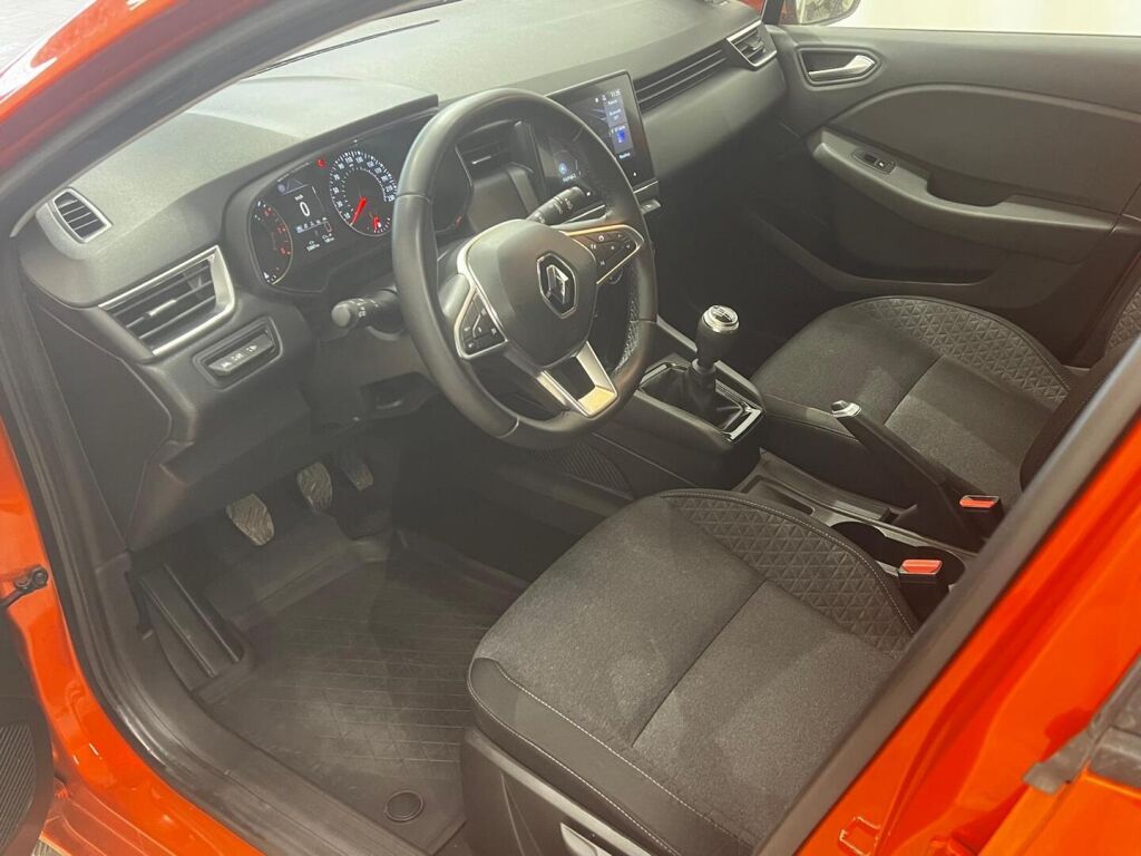 Renault Clio 2022 Oranssi