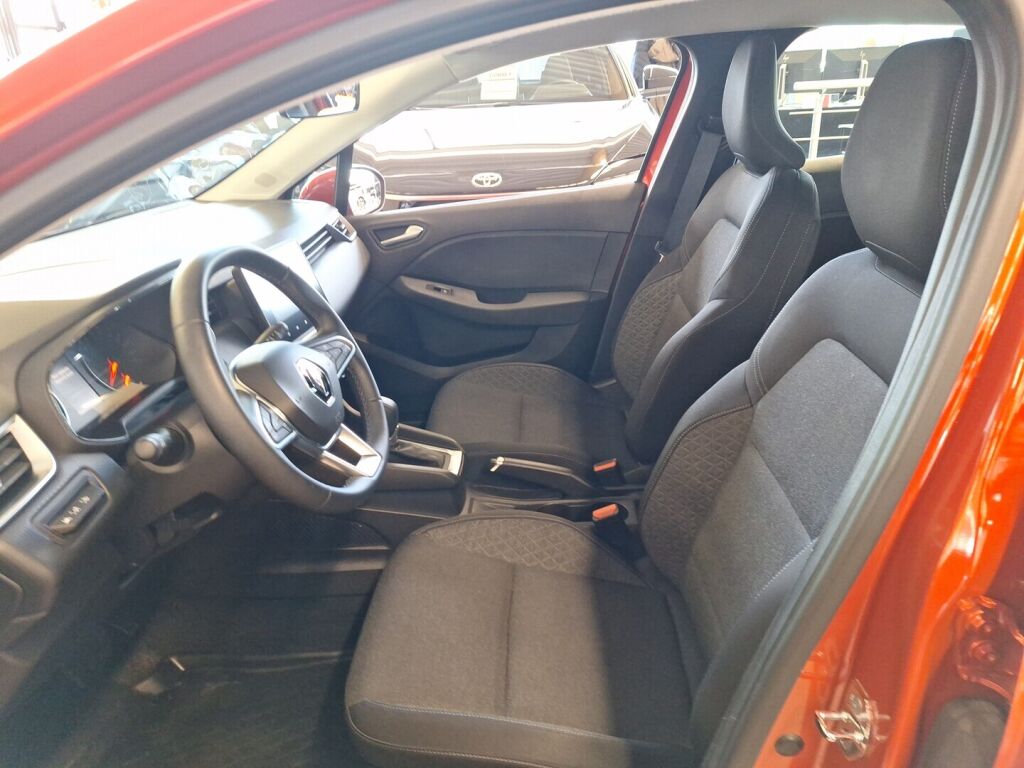 Renault Clio 2022 Punainen