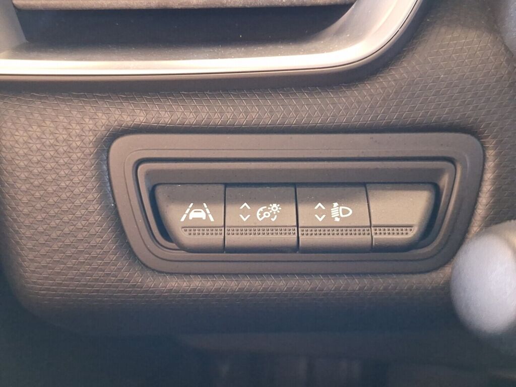 Renault Clio 2022 Punainen