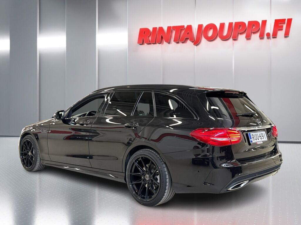 Mercedes-Benz C 2018 Musta