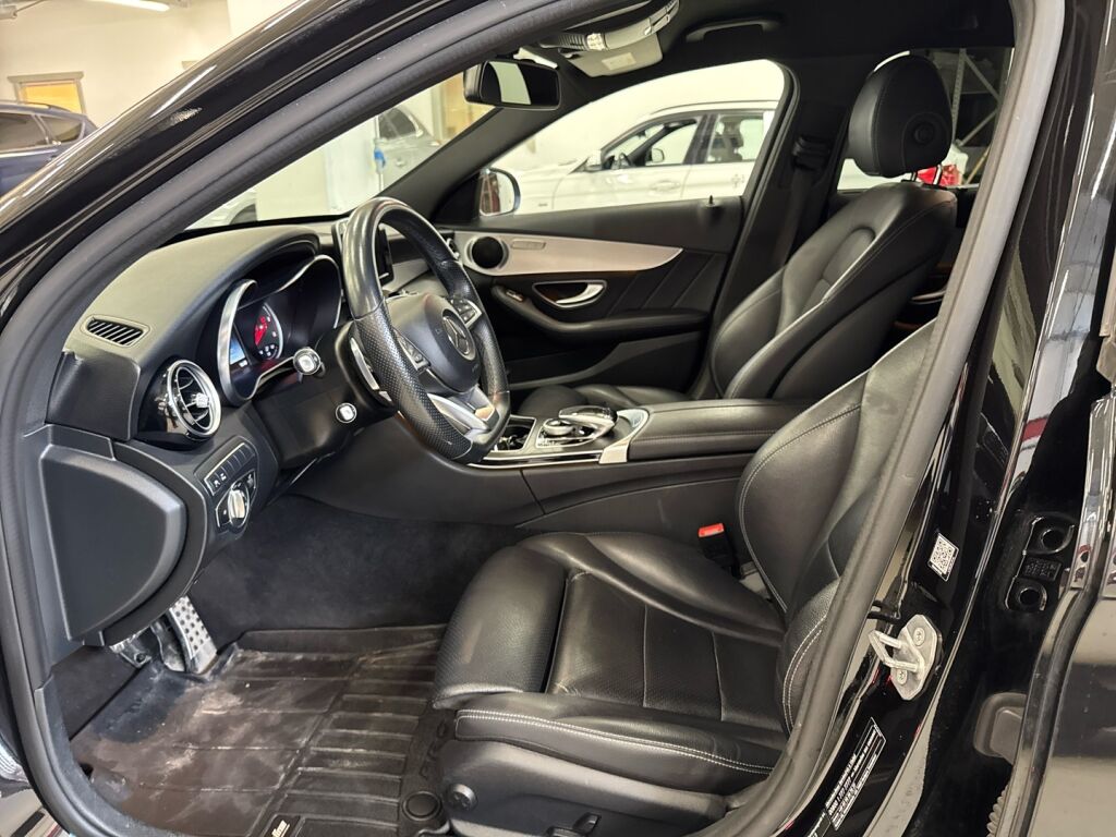 Mercedes-Benz C 2018 Musta