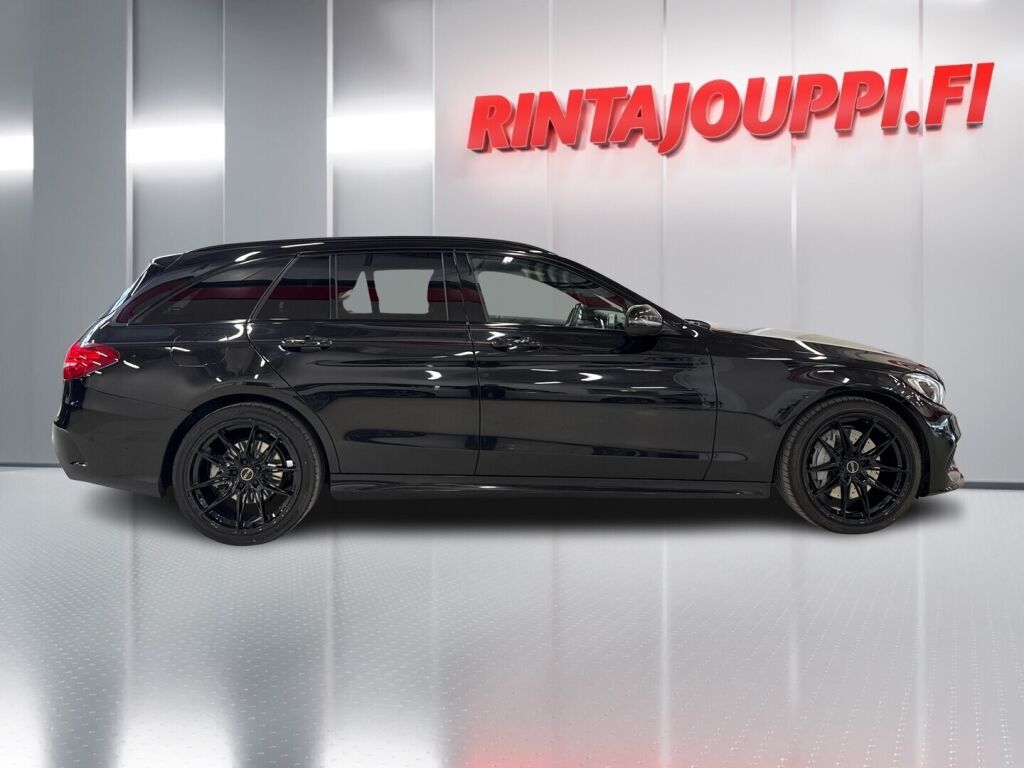 Mercedes-Benz C 2018 Musta