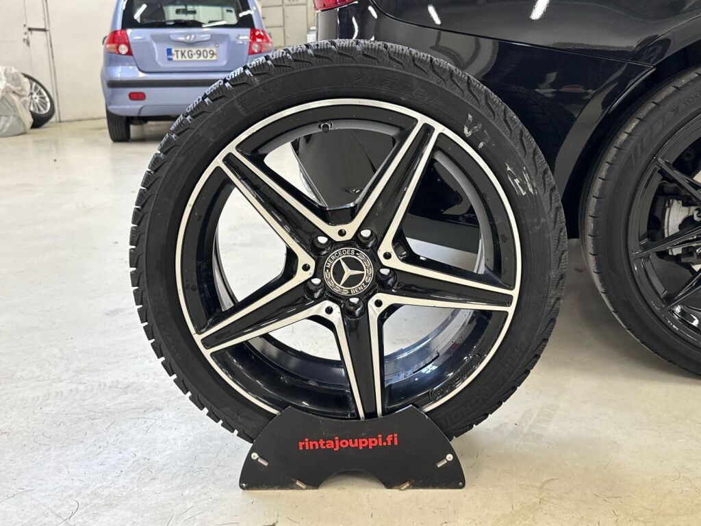 Mercedes-Benz C 2018 Musta