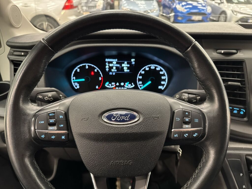 Ford Transit 2021 Musta