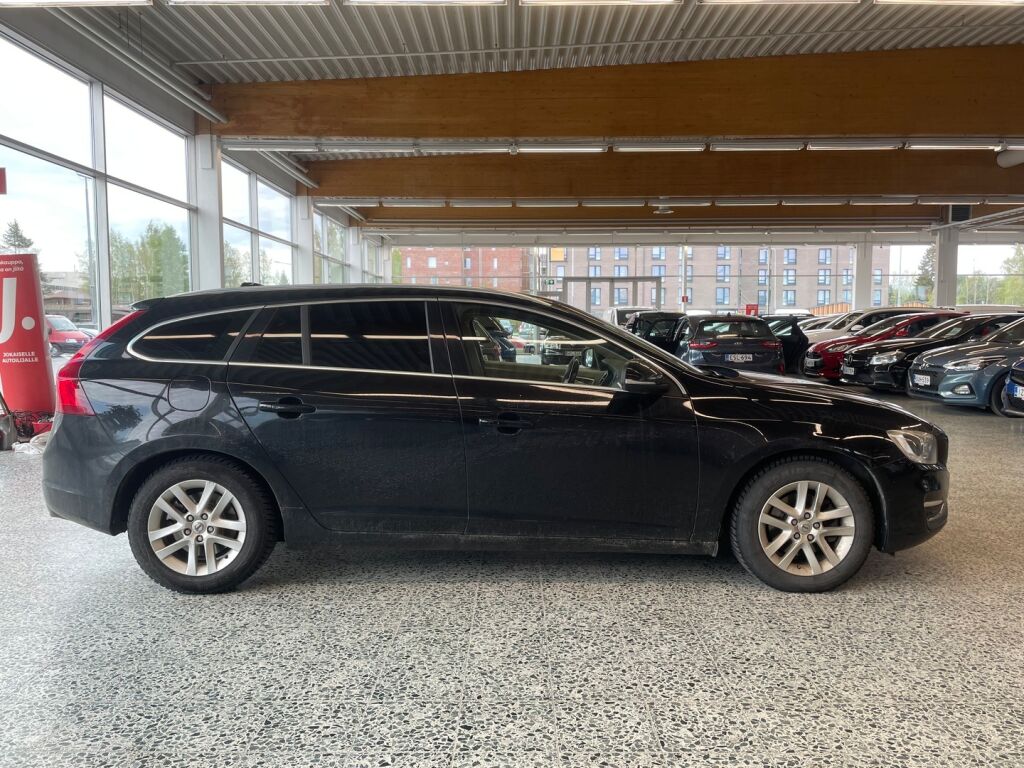 Volvo V60 2014 0