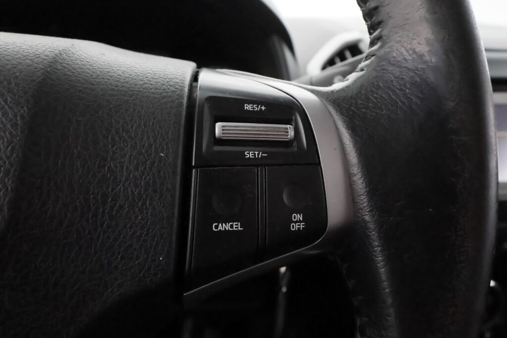 Isuzu D-Max 2014 Valkoinen