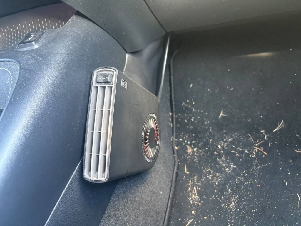 Toyota Corolla 2023 Musta