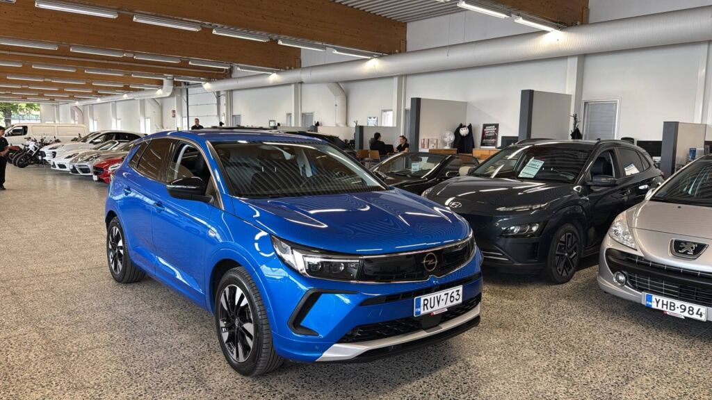 Opel Grandland 2023 Sininen