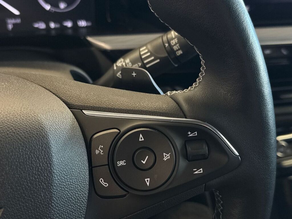Opel Grandland 2023 Sininen