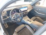 BMW 330 2023 Valkoinen