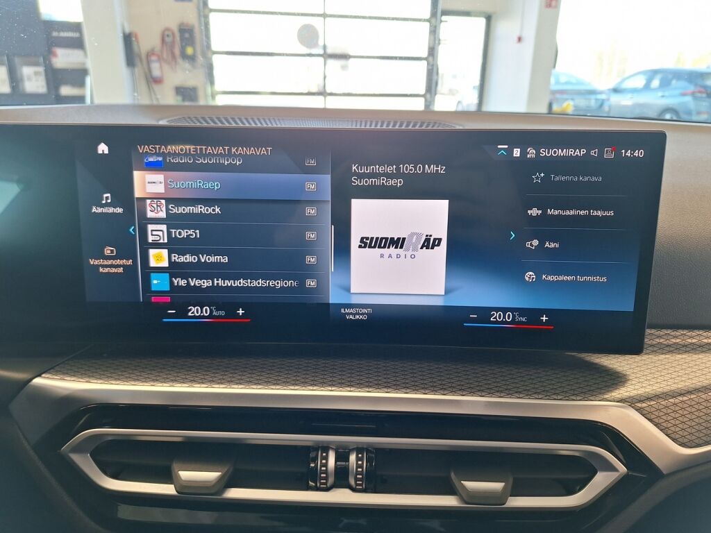 BMW 330 2023 Valkoinen