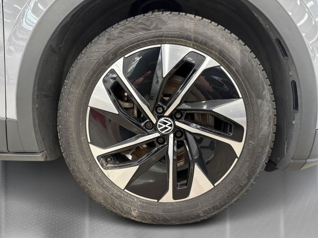 Volkswagen ID.4 2023 Harmaa